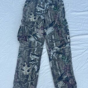 Men's Camouflage Cargo Pants - Realtree Style Olive Camo